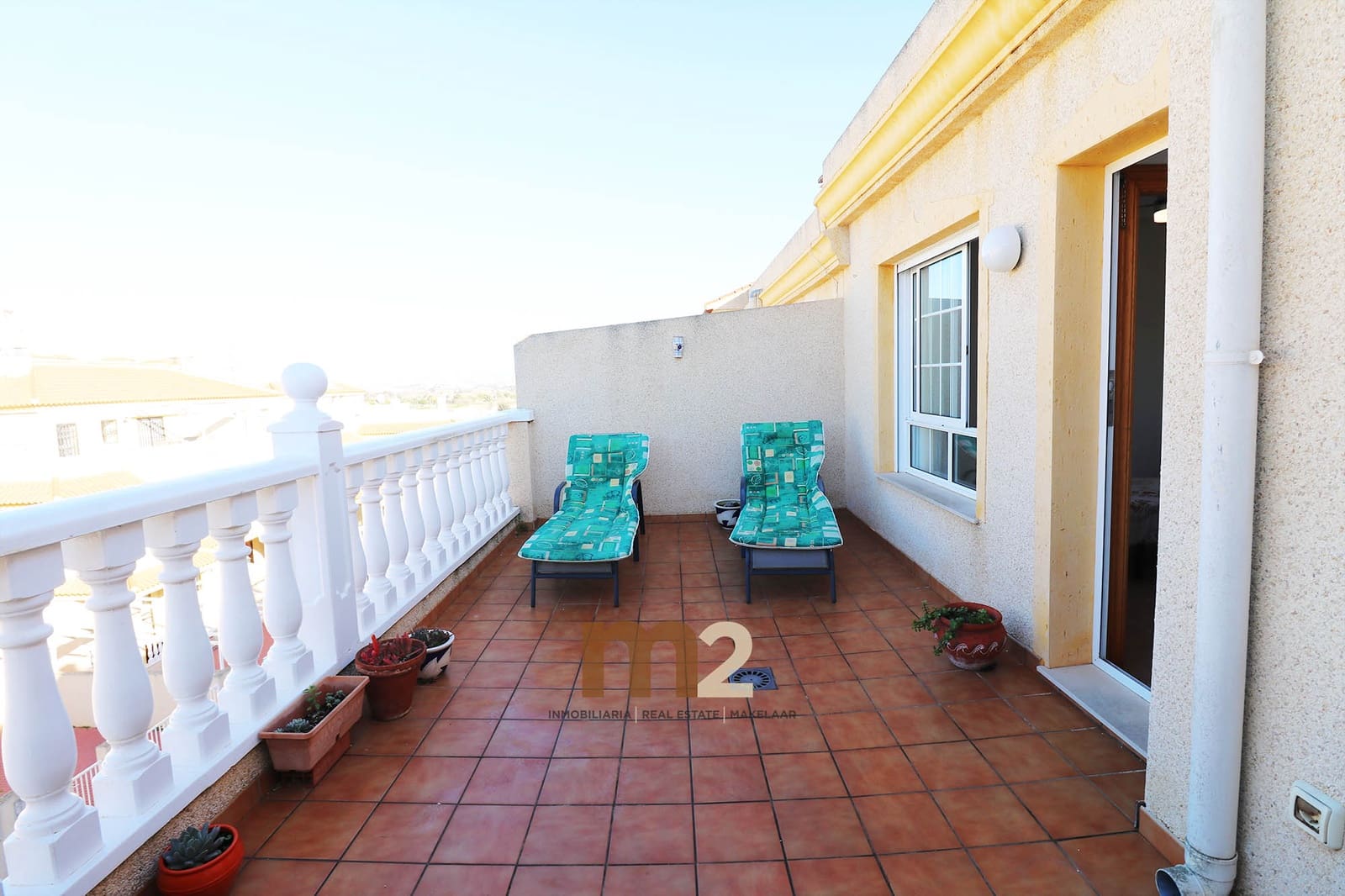 Bungalow de 3 habitaciones en Guardamar del Segura en venta con piscina garaje - 189.900 € (Ref: 9516310)