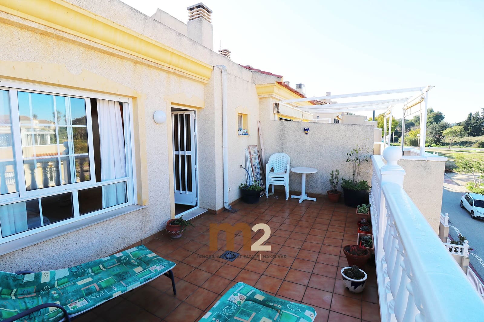 Bungalow de 3 habitaciones en Guardamar del Segura en venta con piscina garaje - 189.900 € (Ref: 9516310)