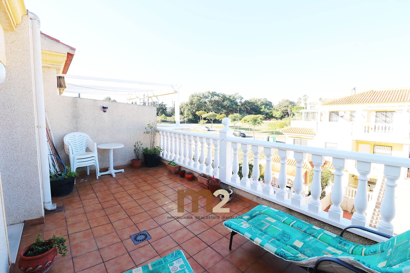 Bungalow de 3 habitaciones en Guardamar del Segura en venta con piscina garaje - 189.900 € (Ref: 9516310)
