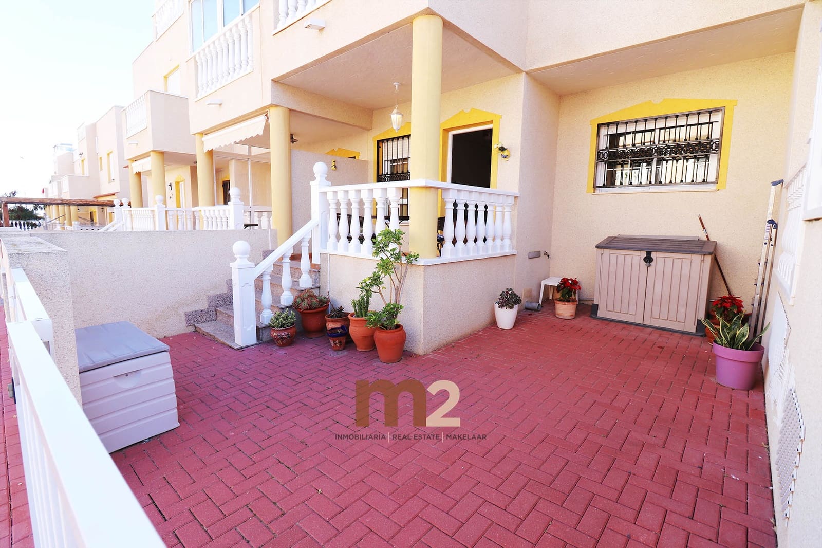 Bungalow de 3 habitaciones en Guardamar del Segura en venta con piscina garaje - 189.900 € (Ref: 9516310)