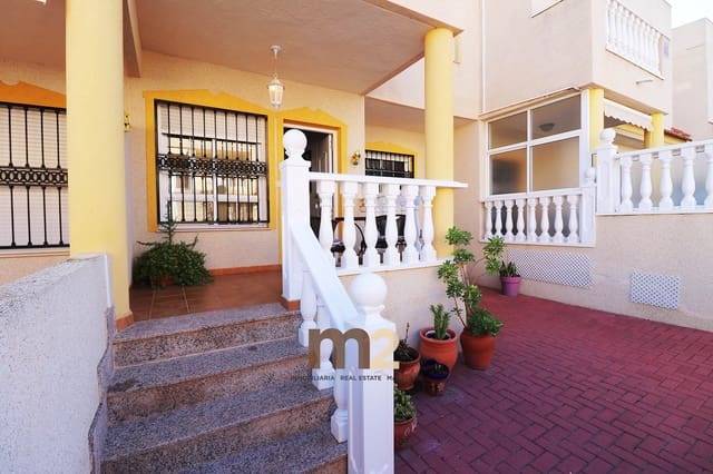 Bungalow de 3 habitaciones en El Edén, Guardamar del Segura en venta con piscina garaje - 189.900 € (Ref: 9516310)