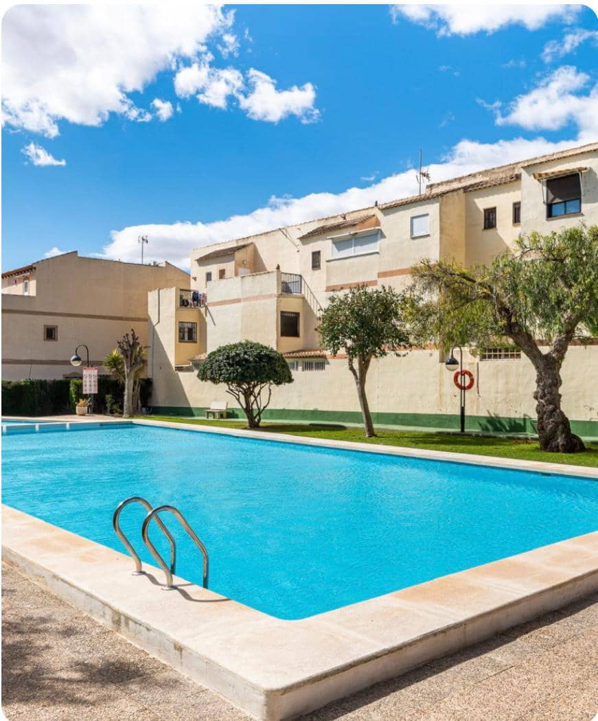 3 slaapkamer Bungalow te huur in El Moncayo met zwembad - € 1.000 (Ref: 9532646)