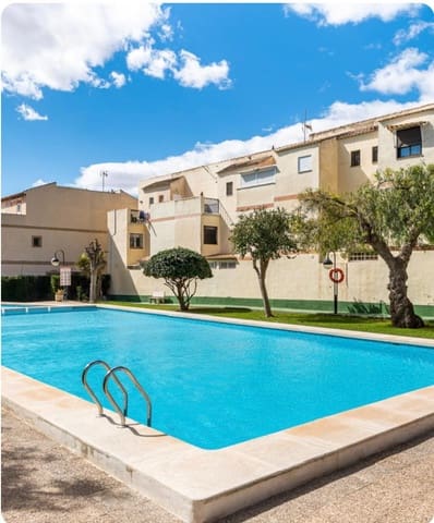 3 slaapkamer Bungalow te huur in El Moncayo, Guardamar del Segura met zwembad - € 1.000 (Ref: 9532646)