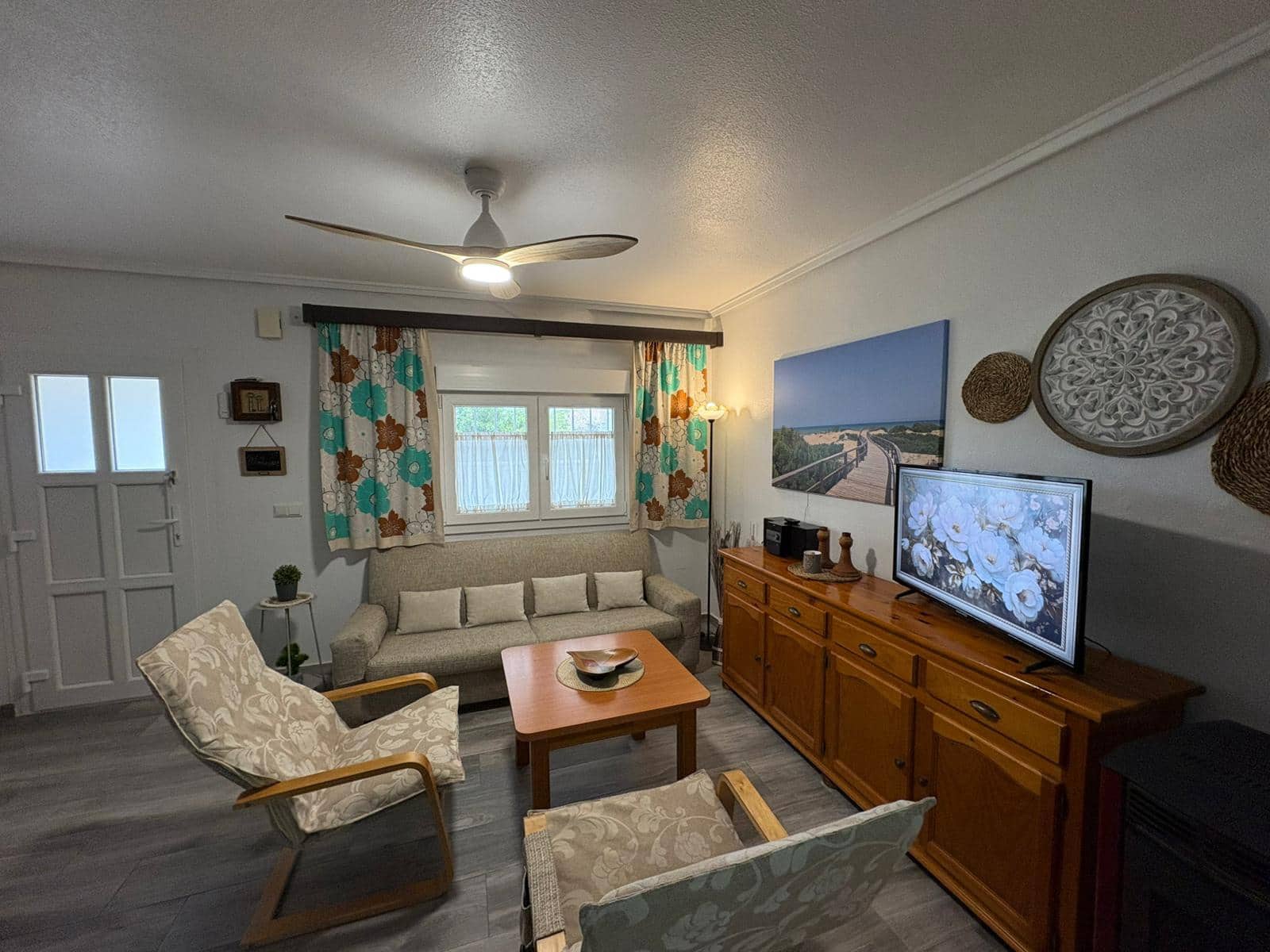 3 slaapkamer Bungalow te huur in El Moncayo met zwembad - € 1.000 (Ref: 9532646)