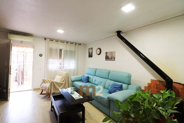 2 sovrum Bungalow att hyra i Daya Nueva med pool - 750 € (Ref: 9588417)