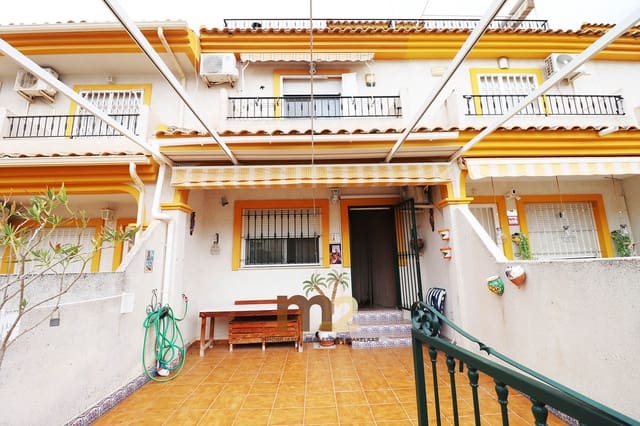 2 sovrum Bungalow att hyra i Daya Nueva med pool - 750 € (Ref: 9588417)