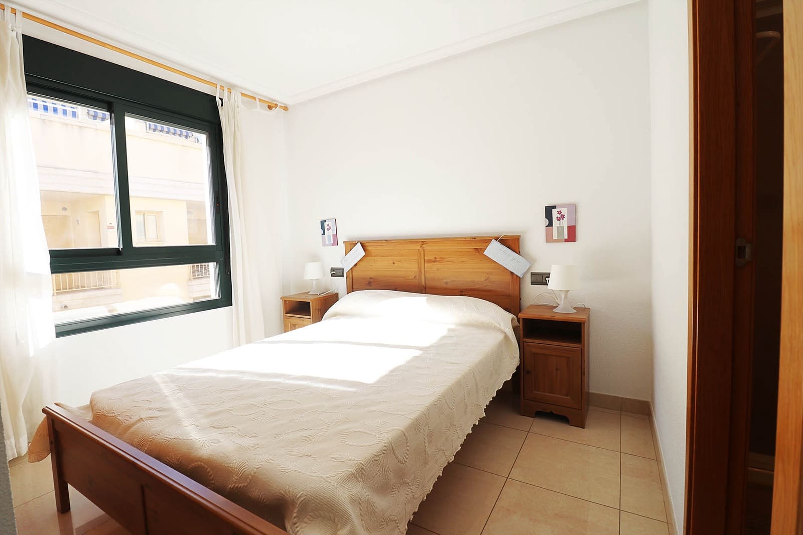 2 soveværelse Lejlighed til leje i Guardamar del Segura - € 750 (Ref: 9685244)