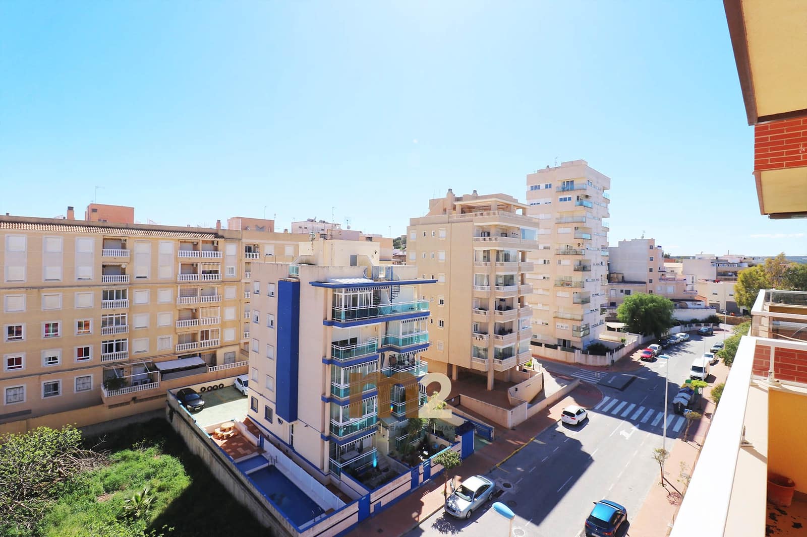 Apartamento de 2 habitaciones en Guardamar del Segura en alquiler con piscina garaje - 750 € (Ref: 9685667)