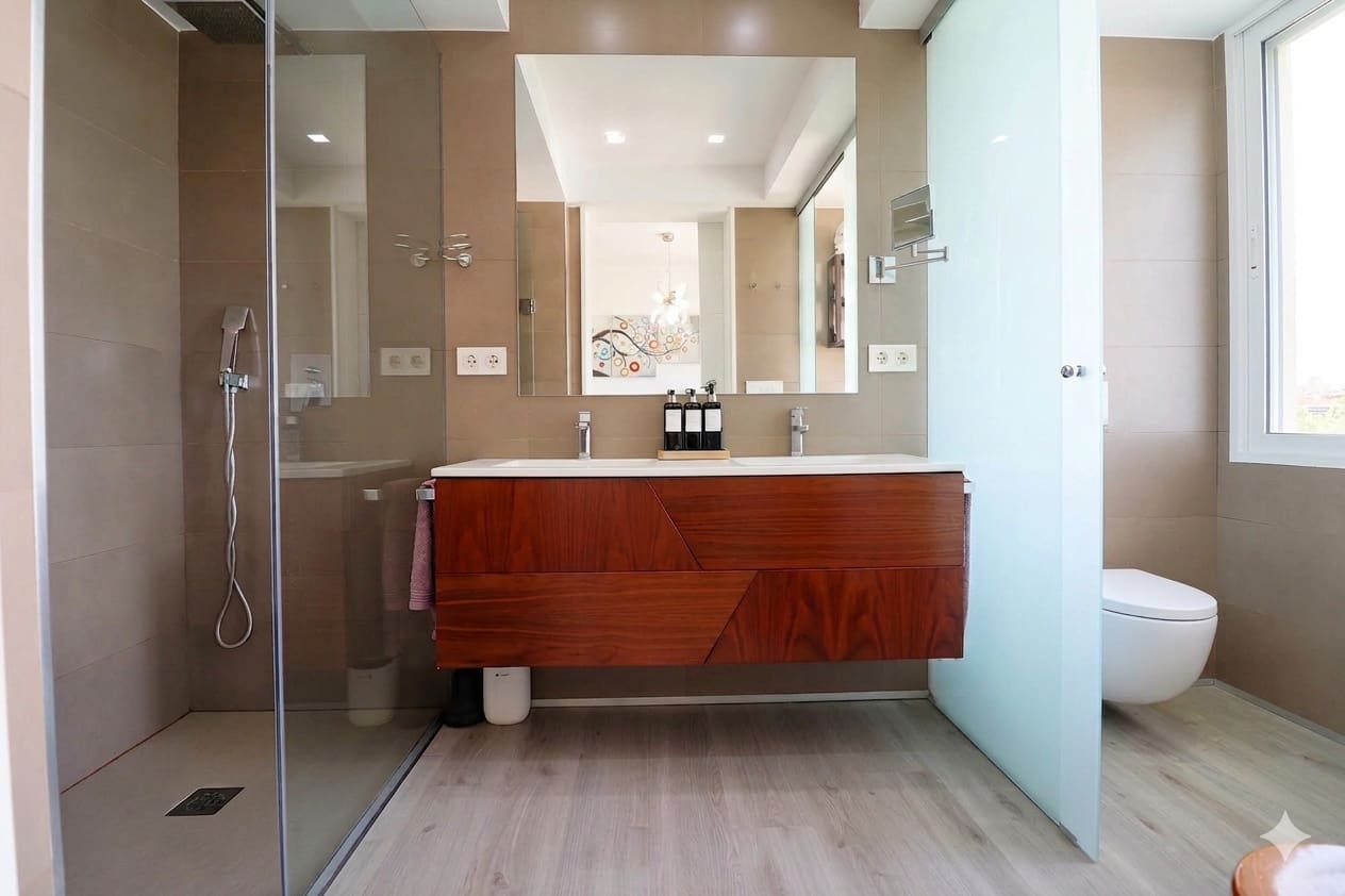 3 bedroom Apartment for sale in Guardamar del Segura with pool garage - € 437,500 (Ref: 9821327)