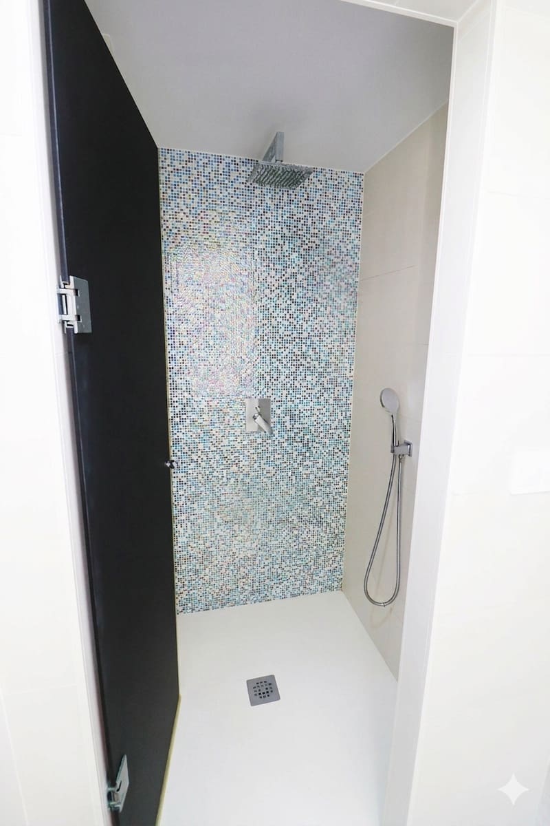 3 bedroom Apartment for sale in Guardamar del Segura with pool garage - € 437,500 (Ref: 9821327)