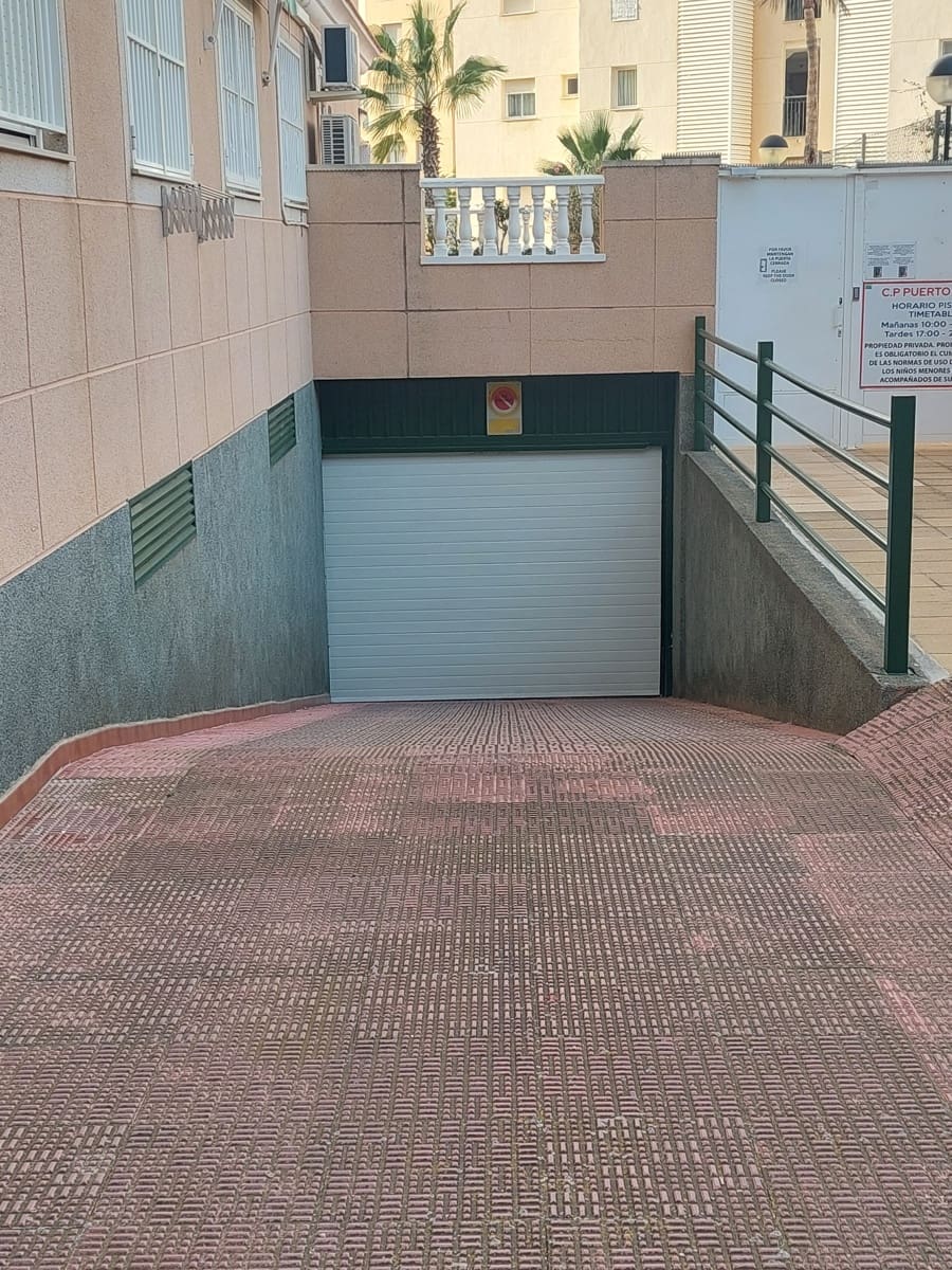 3 bedroom Apartment for sale in Guardamar del Segura with pool garage - € 437,500 (Ref: 9821327)