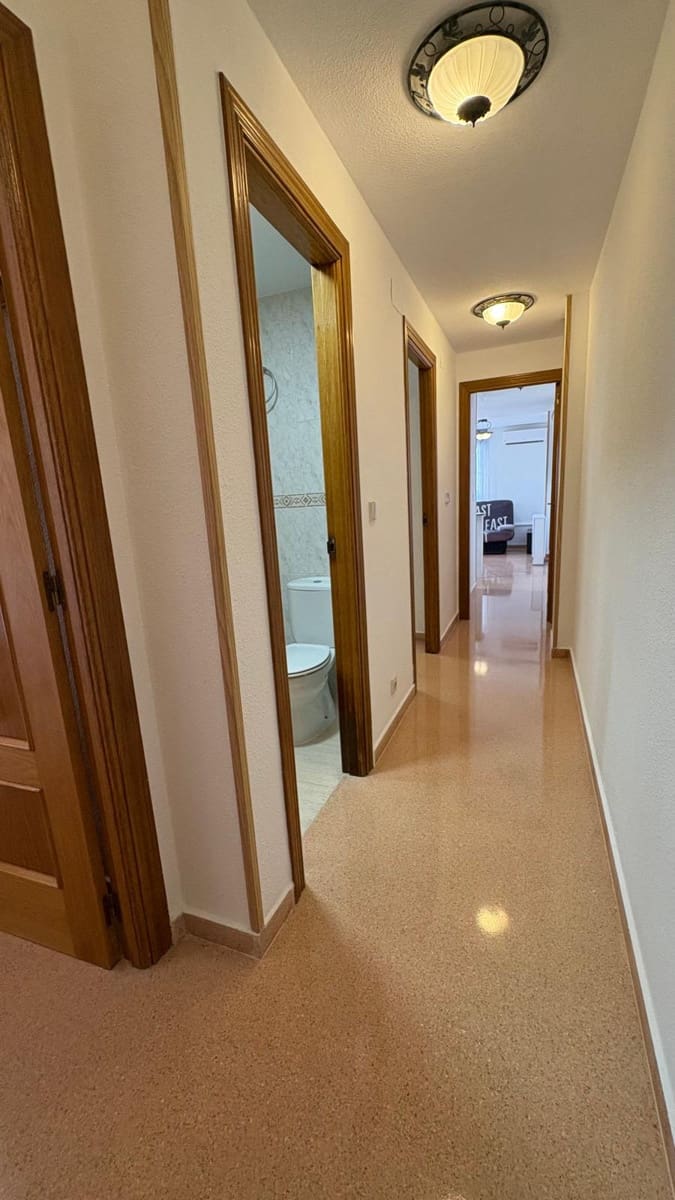 2 slaapkamer Strandappartement te koop in Guardamar del Segura - € 155.000 (Ref: 9860410)