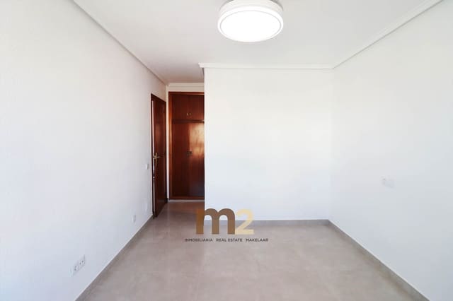4 makuuhuone Ranta-asunto vuokrattavana paikassa Las Viñas, Guardamar del Segura - 990 € (Ref: 9860756)