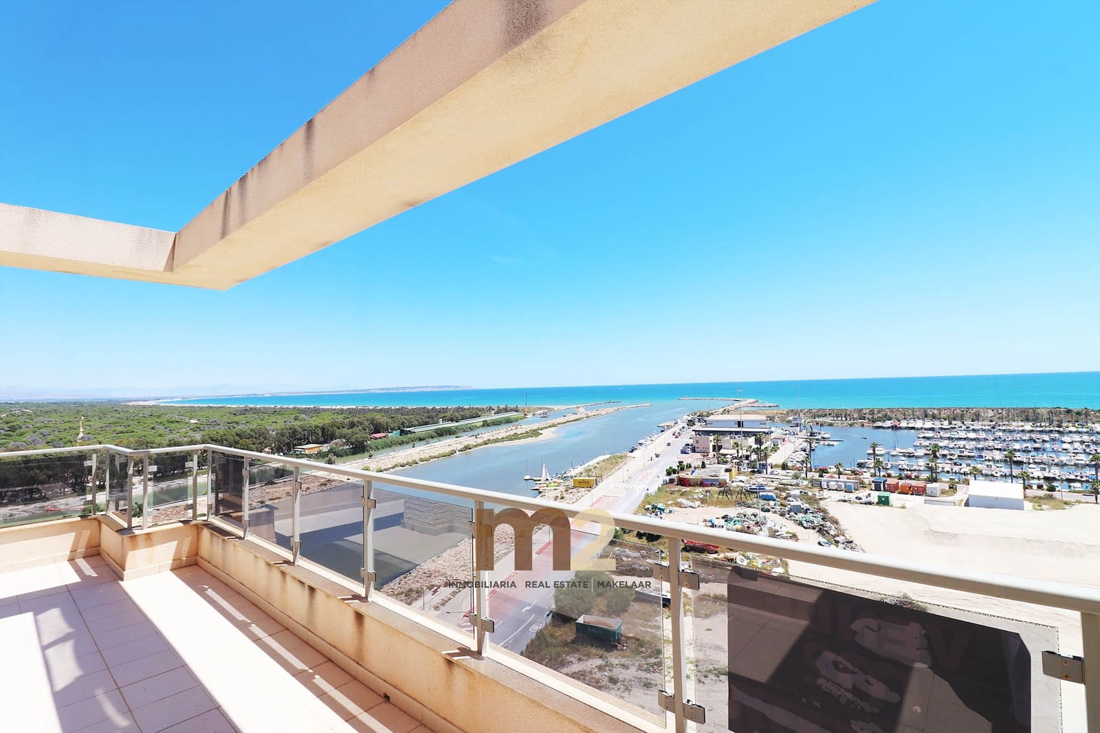 3 bedroom Penthouse for sale in Guardamar del Segura with pool garage - € 380,000 (Ref: 9861057)