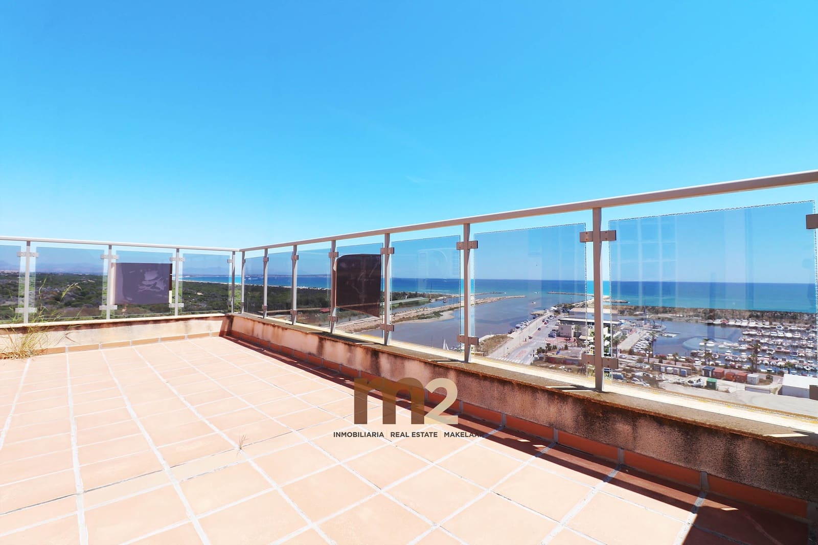 3 bedroom Penthouse for sale in Guardamar del Segura with pool garage - € 380,000 (Ref: 9861057)