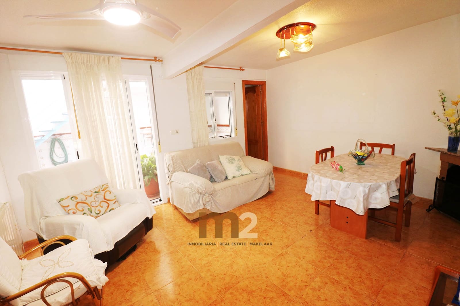 3 bedroom Townhouse for rent in Guardamar del Segura - € 900 (Ref: 9937061)