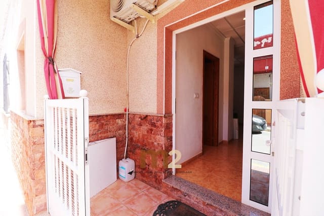 3 bedroom Townhouse for rent in Las Viñas, Guardamar del Segura - € 900 (Ref: 9937061)