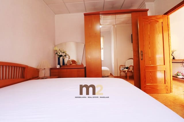 3 bedroom Townhouse for rent in Las Viñas, Guardamar del Segura - € 900 (Ref: 9937061)