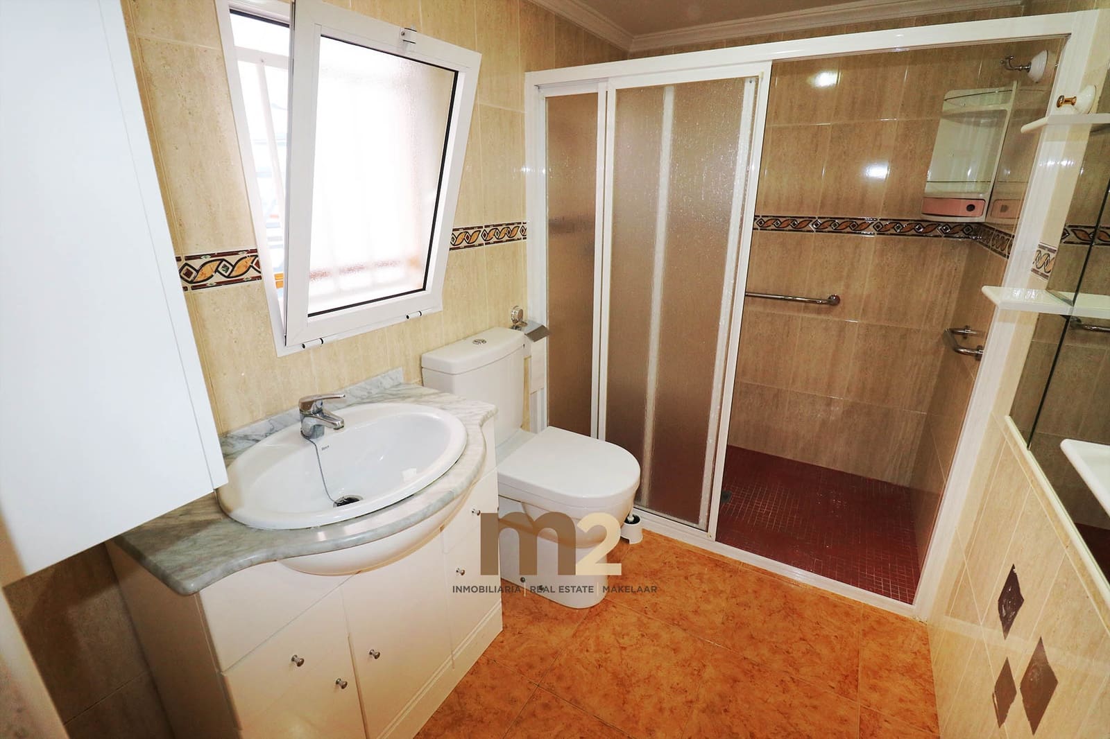 3 bedroom Townhouse for rent in Guardamar del Segura - € 900 (Ref: 9937061)