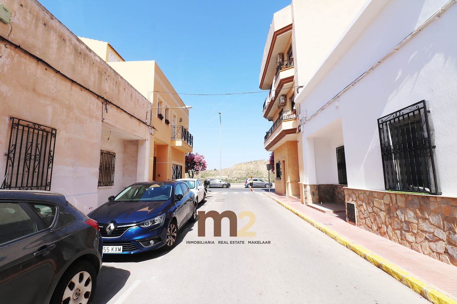 3 bedroom Townhouse for rent in Guardamar del Segura - € 900 (Ref: 9937061)
