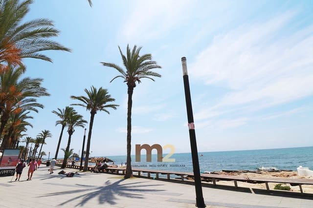 Apartamento Playa de 2 habitaciones en Las Piscinas Naturales, Torrevieja en venta con garaje - 259.000 € (Ref: 9948517)