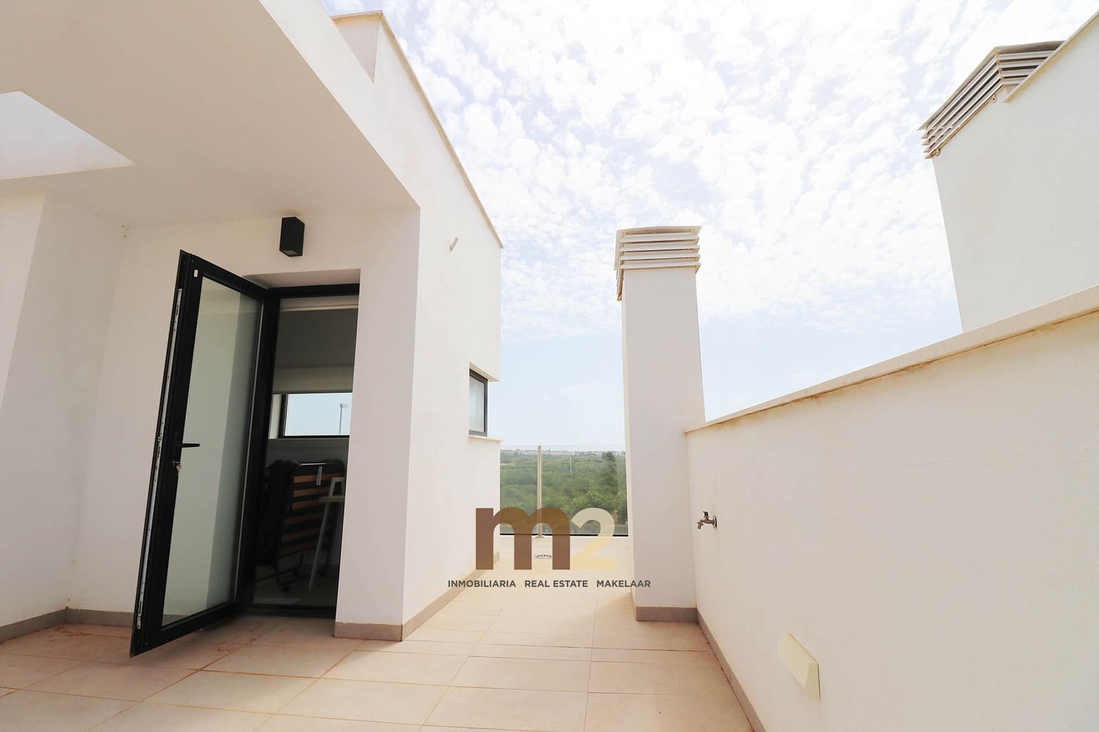 3 bedroom Villa for sale in Guardamar del Segura with pool garage - € 450,000 (Ref: 9973789)