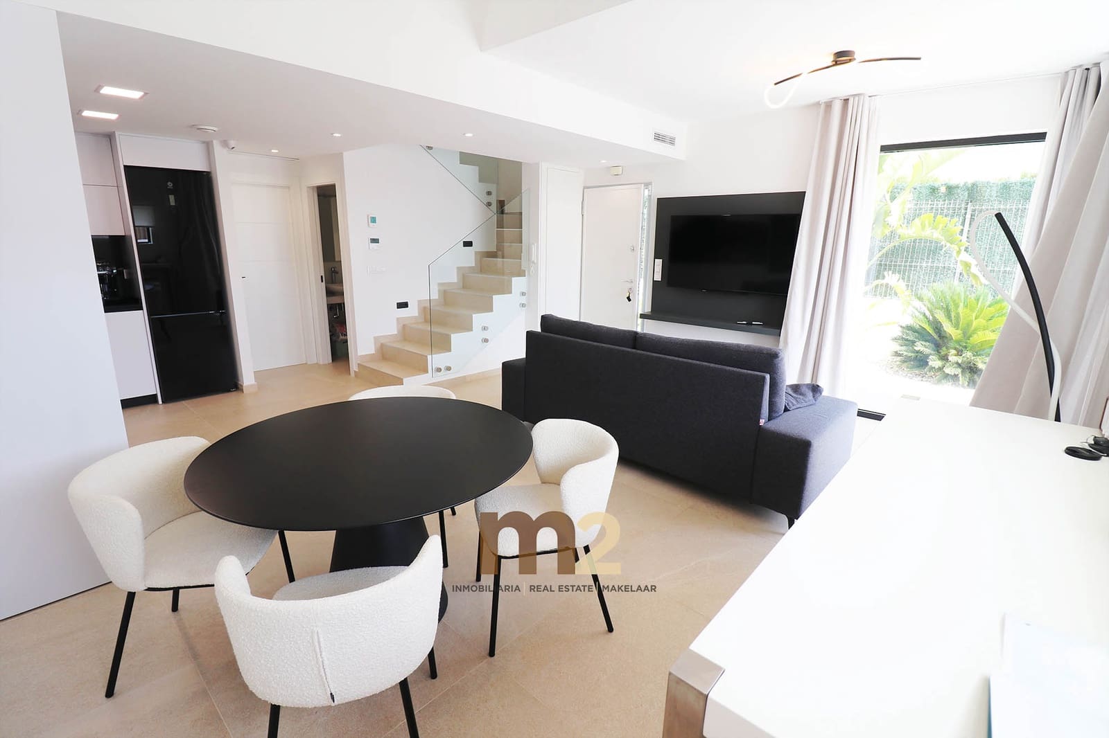 3 bedroom Villa for sale in Guardamar del Segura with pool garage - € 450,000 (Ref: 9973789)
