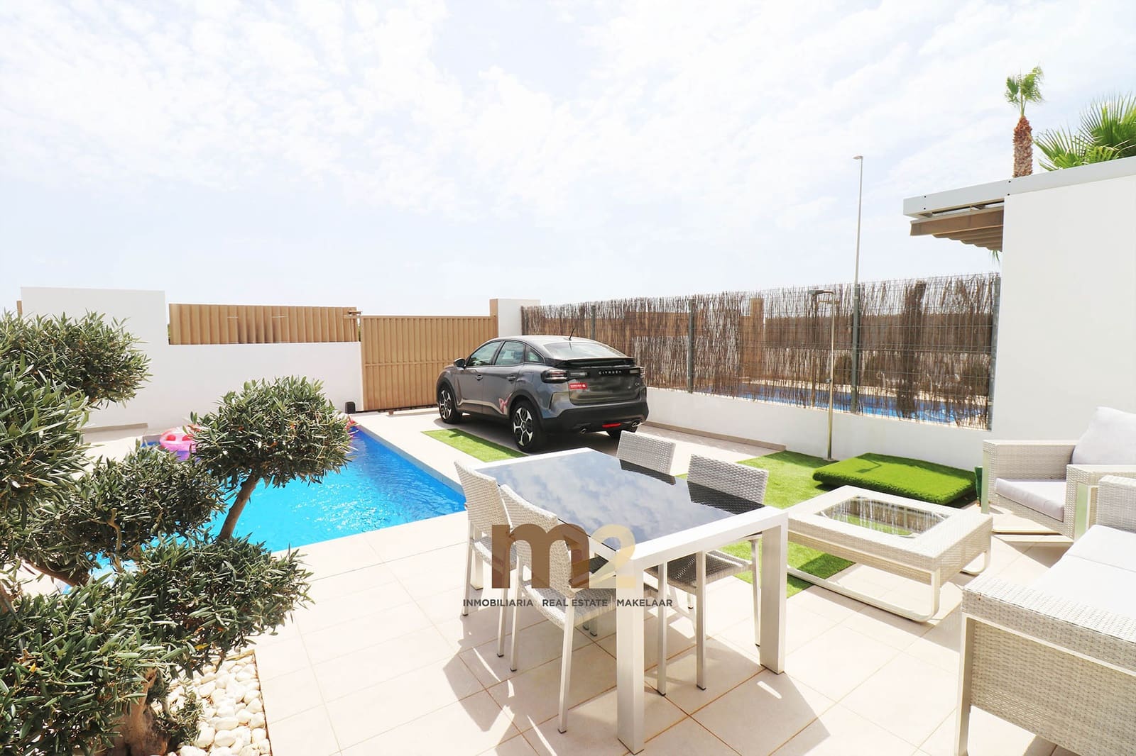 3 bedroom Villa for sale in Guardamar del Segura with pool garage - € 450,000 (Ref: 9973789)