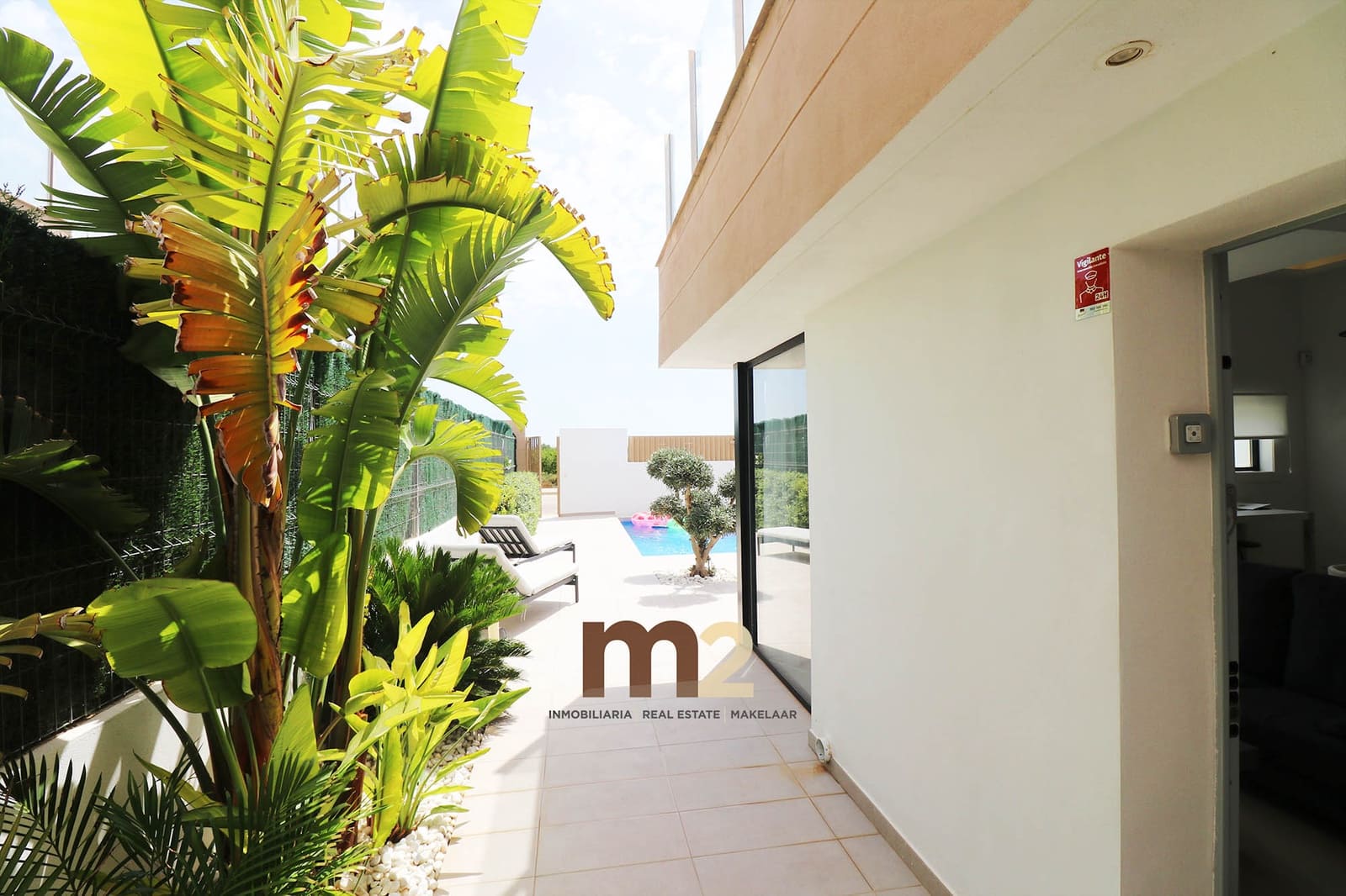 3 bedroom Villa for sale in Guardamar del Segura with pool garage - € 450,000 (Ref: 9973789)