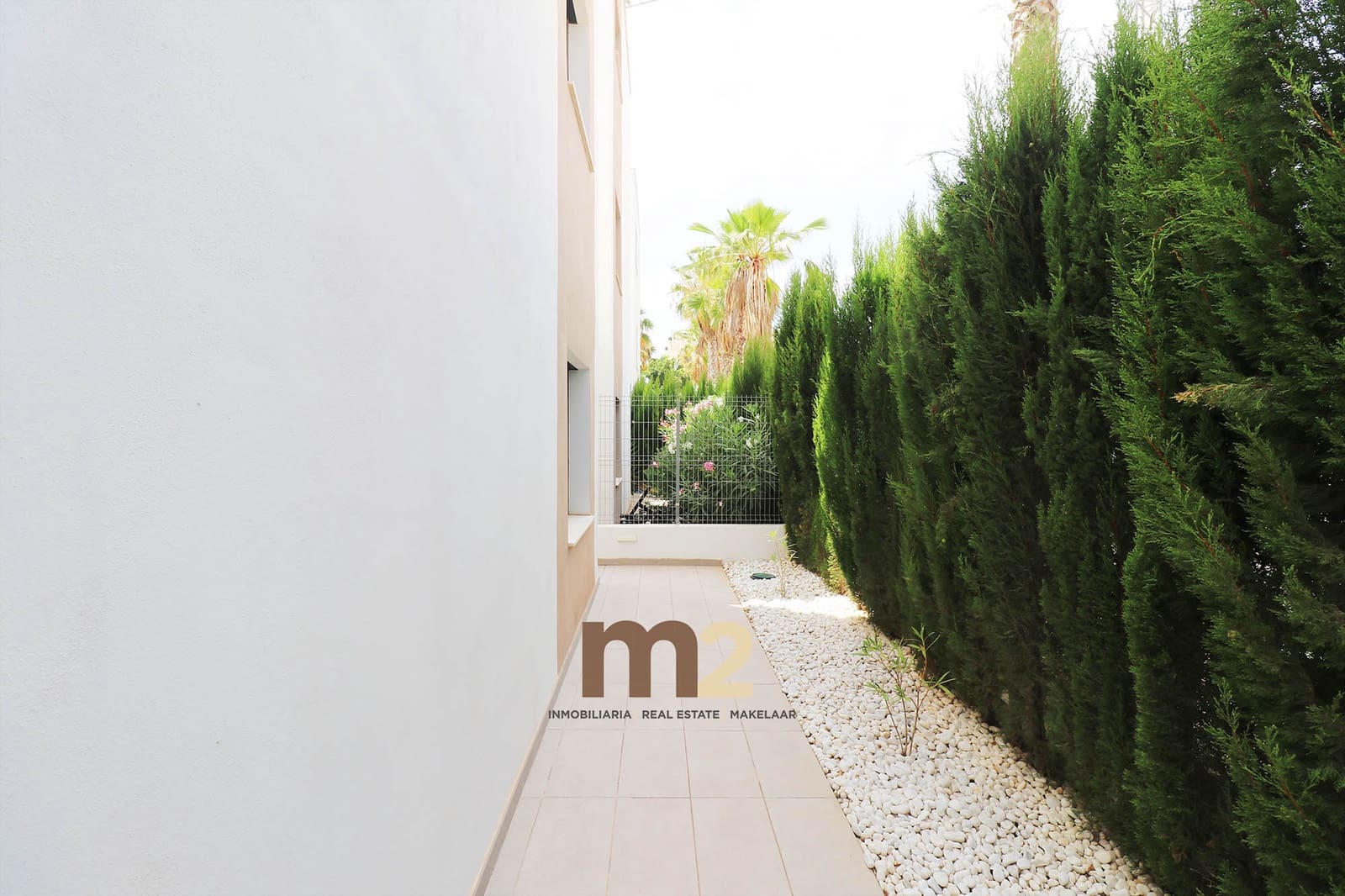3 bedroom Villa for sale in Guardamar del Segura with pool garage - € 450,000 (Ref: 9973789)
