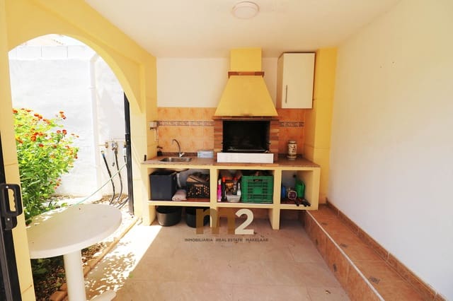 3 bedroom Bungalow for sale in Ciudad Quesada, Rojales with pool garage - € 449,900 (Ref: 9990003)
