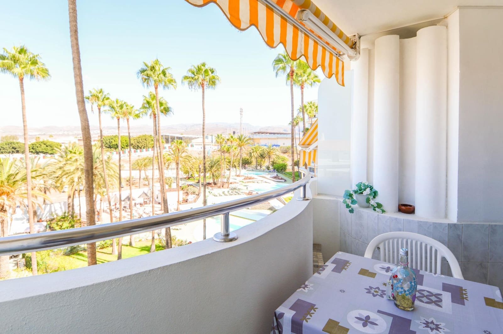 Apartamento de 1 habitación en Playa del Inglés en alquiler con piscina garaje - 1.200 € (Ref: 10013447)