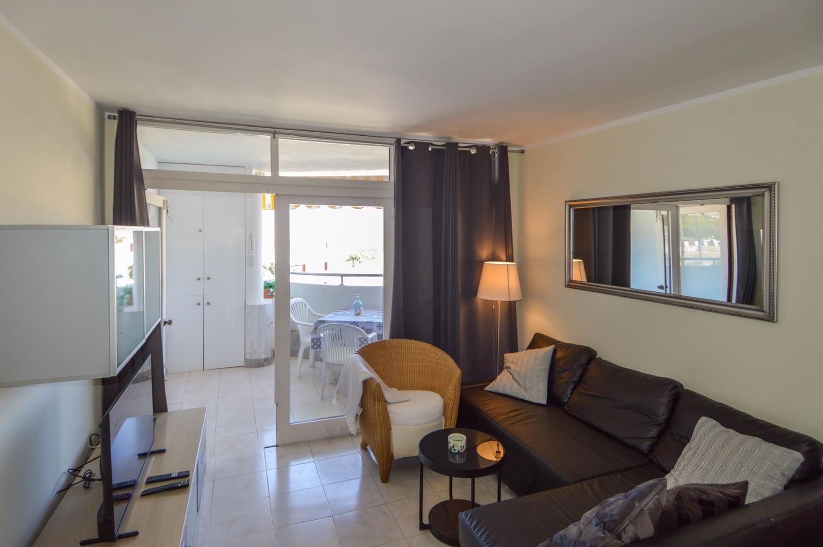 Apartamento de 1 habitación en Playa del Inglés en alquiler con piscina garaje - 1.200 € (Ref: 10013447)