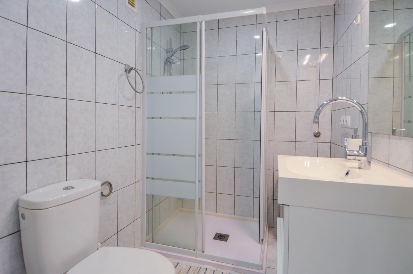 Apartamento de 1 habitación en Playa del Inglés en alquiler con piscina garaje - 1.200 € (Ref: 10013447)