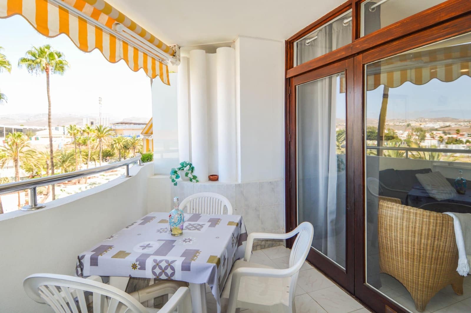 Apartamento de 1 habitación en Playa del Inglés en alquiler con piscina garaje - 1.200 € (Ref: 10013447)