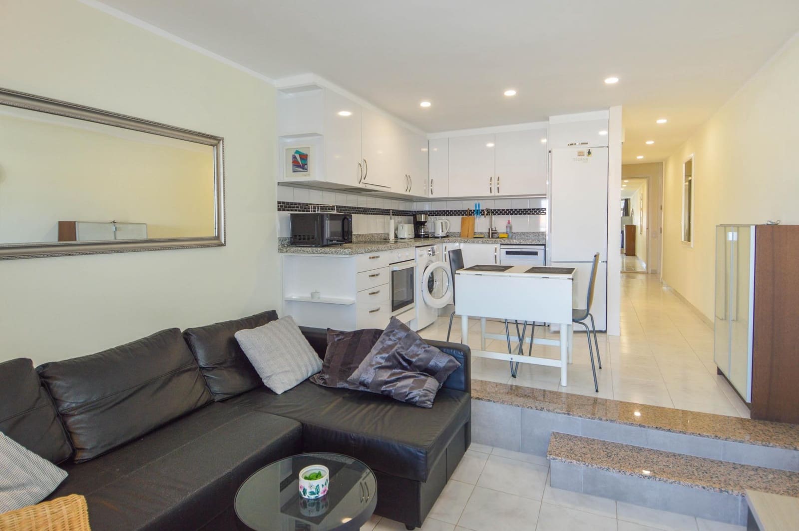 Apartamento de 1 habitación en Playa del Inglés en alquiler con piscina garaje - 1.200 € (Ref: 10013447)