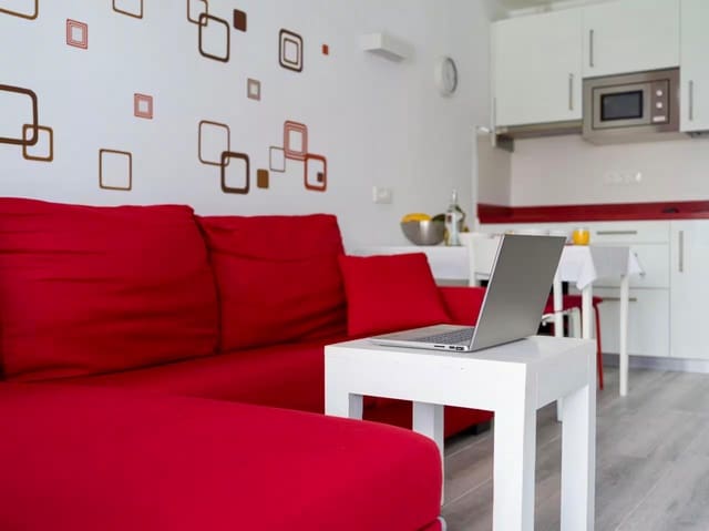 Apartamento de 1 habitación en San Bartolomé de Tirajana en alquiler con piscina - 1.500 € (Ref: 10035488)