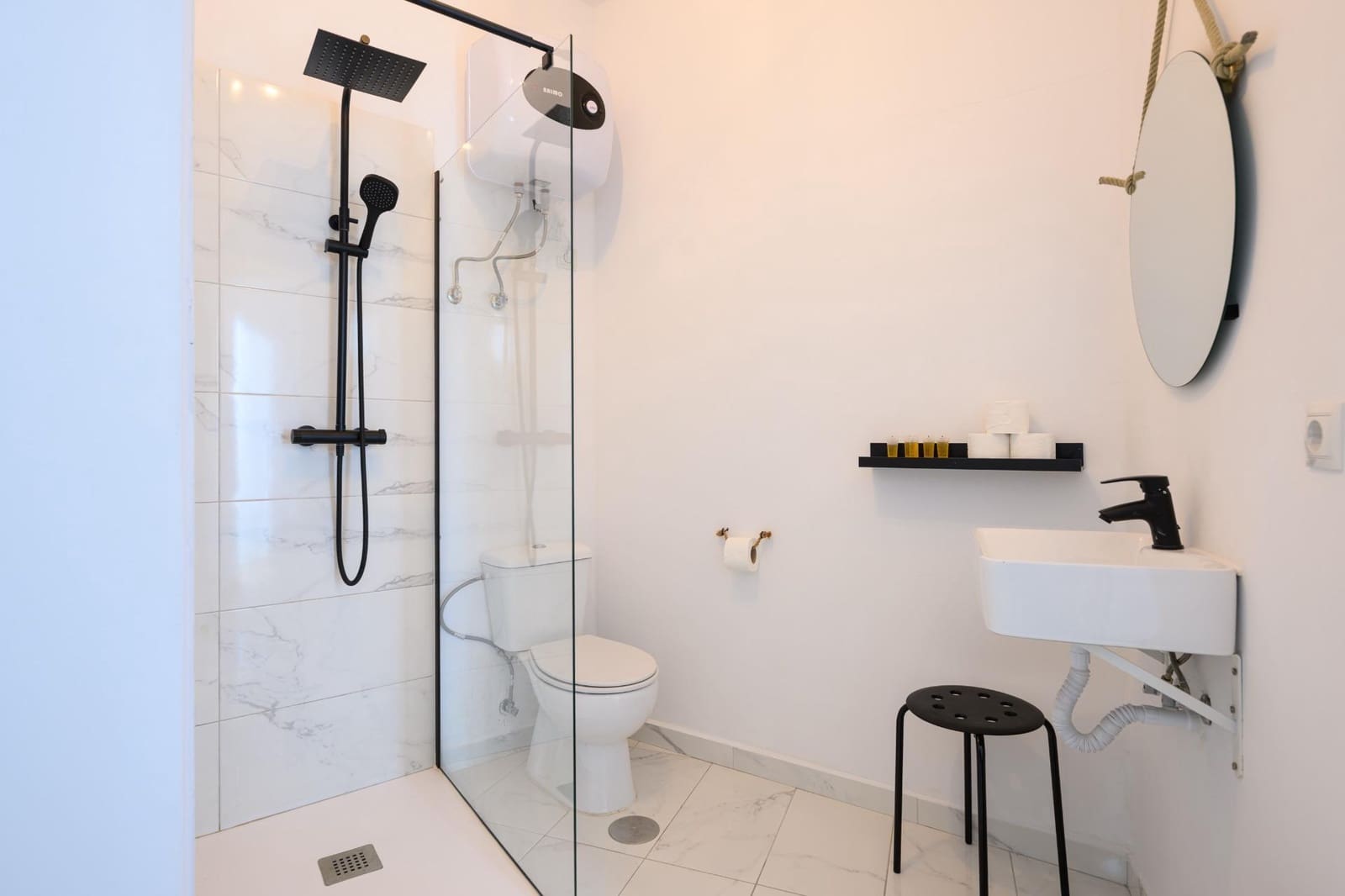 5 sypialnia Hotel na sprzedaż w Las Palmas de Gran Canaria - 375 000 € (Ref: 10035490)
