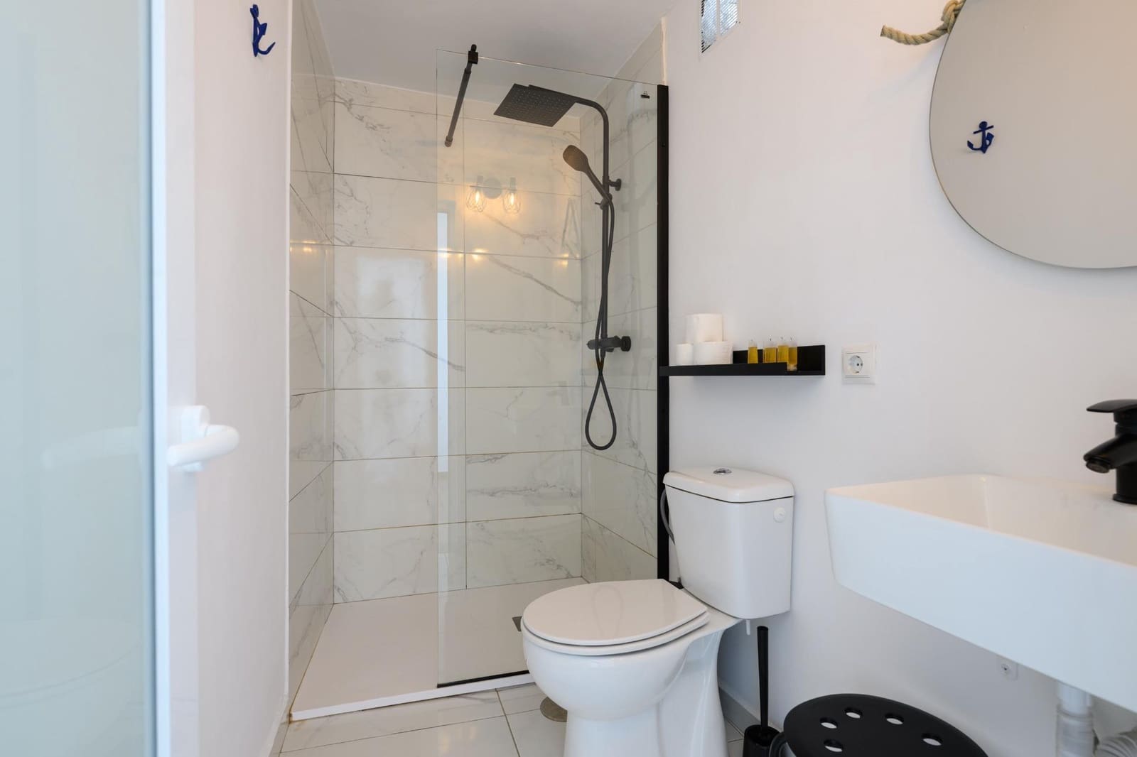 5 sypialnia Hotel na sprzedaż w Las Palmas de Gran Canaria - 375 000 € (Ref: 10035490)