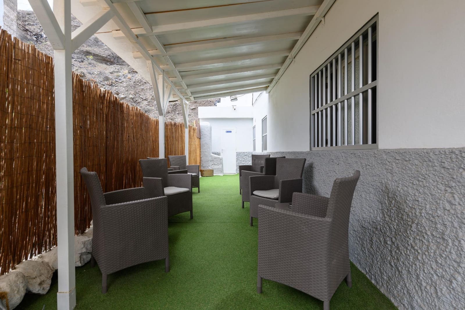 5 sypialnia Hotel na sprzedaż w Las Palmas de Gran Canaria - 375 000 € (Ref: 10035490)
