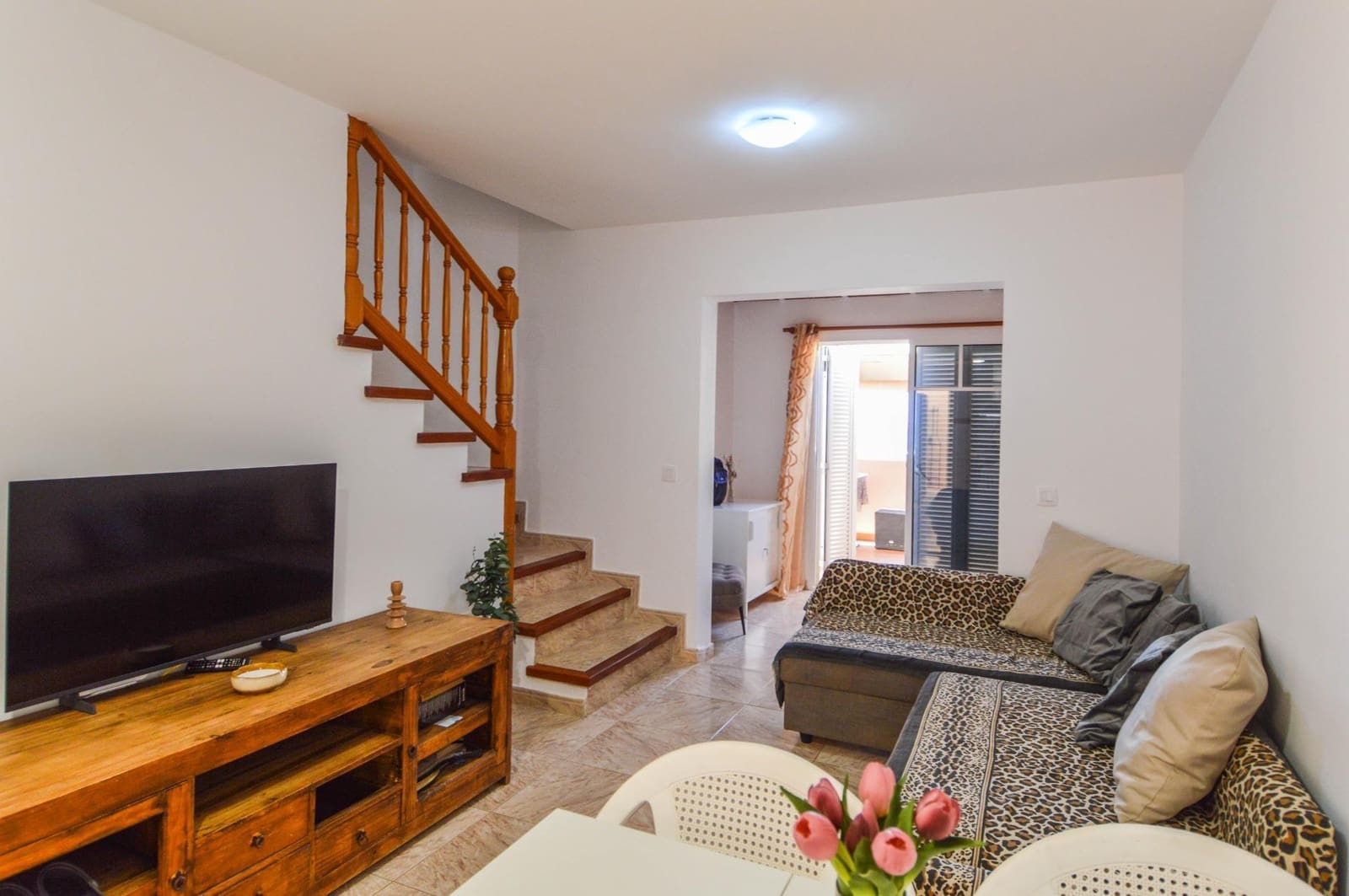 2 bedroom Apartment for rent in Mogan with garage - € 1,500 (Ref: 10043139)