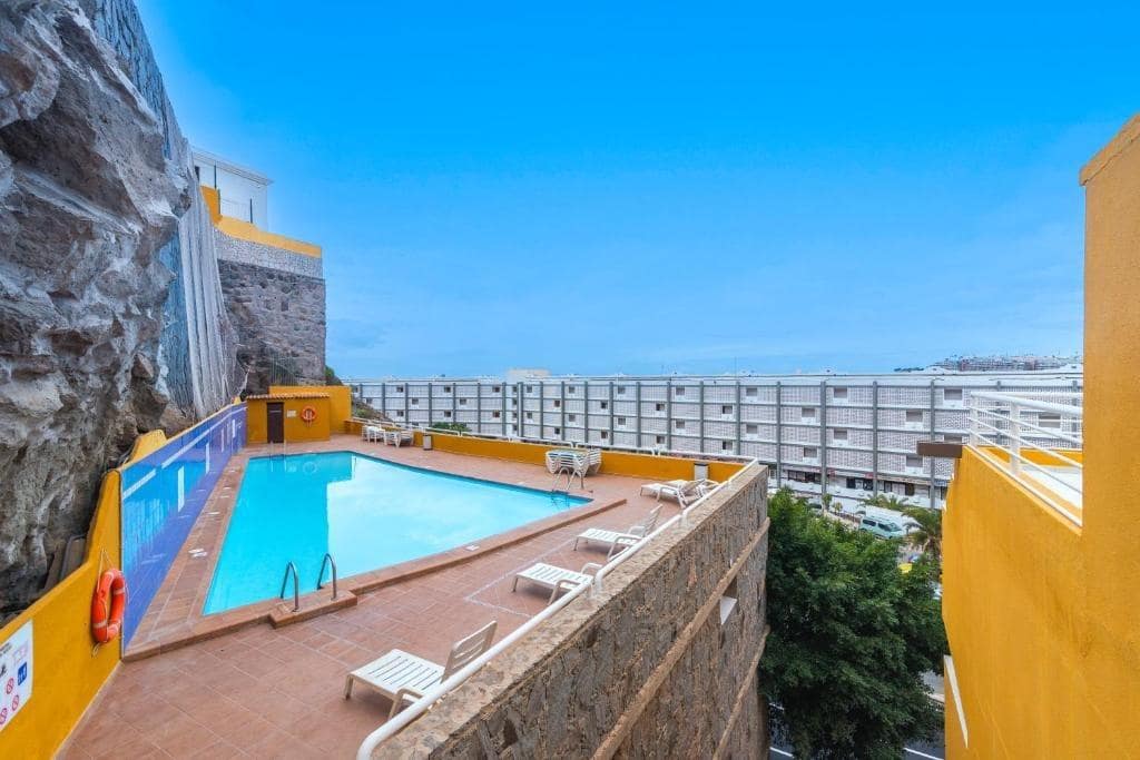 1 slaapkamer Appartement te huur in Patalavaca met zwembad garage - € 950 (Ref: 10068054)