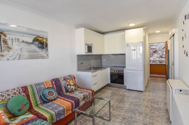 1 slaapkamer Appartement te huur in Patalavaca, Mogán met zwembad garage - € 950 (Ref: 10068054)