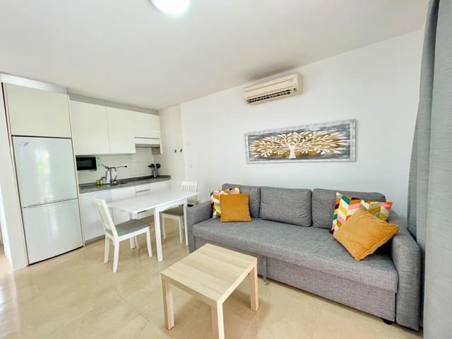 2 soverom Bungalow til leie i Playa del Inglés, San Bartolomé de Tirajana med svømmebasseng garasje - € 1 300 (Ref: 10081387)