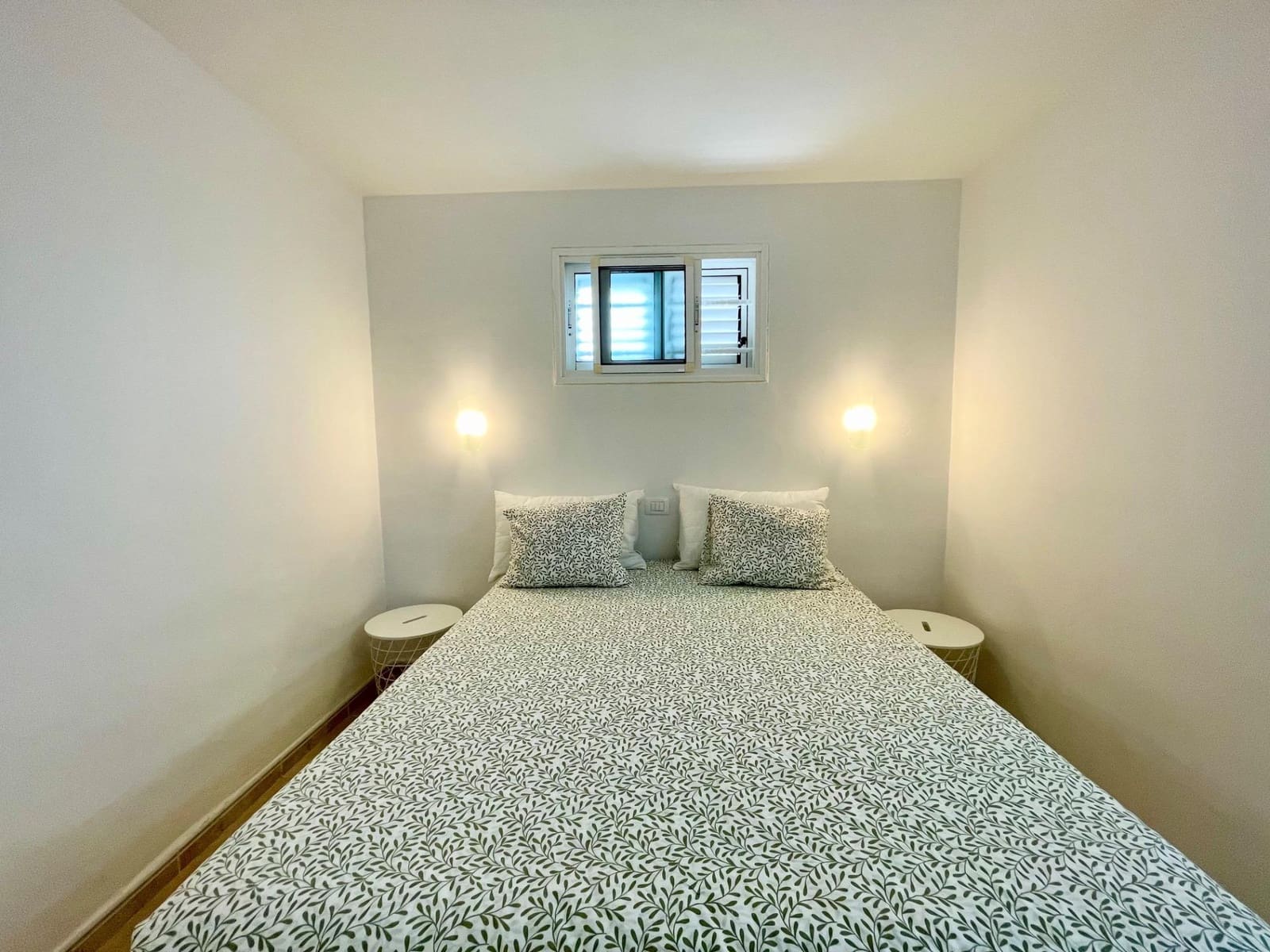 2 soverom Bungalow til leie i Playa del Ingles med svømmebasseng garasje - € 1 300 (Ref: 10081387)