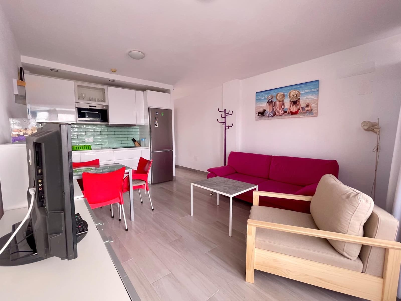 1 slaapkamer Appartement te huur in Playa del Cura met zwembad - € 1.000 (Ref: 10109805)