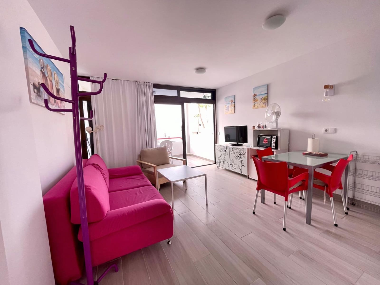 1 slaapkamer Appartement te huur in Playa del Cura met zwembad - € 1.000 (Ref: 10109805)