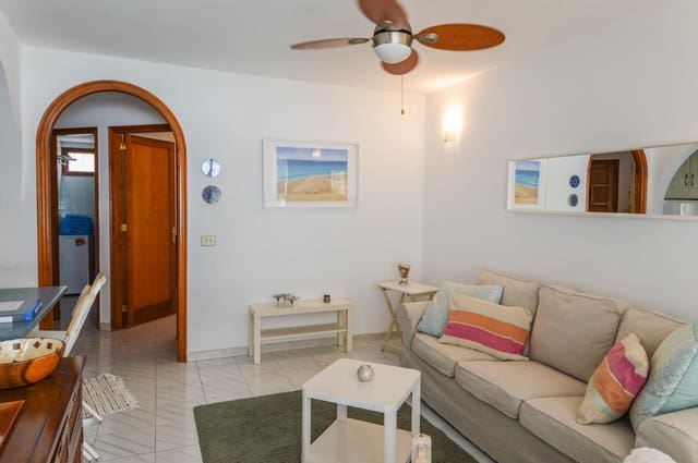 1 soveværelse Lejlighed til leje i San Bartolomé de Tirajana med swimmingpool - € 950 (Ref: 10129698)