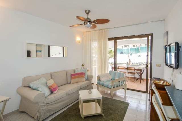1 soveværelse Lejlighed til leje i San Bartolomé de Tirajana med swimmingpool - € 950 (Ref: 10129698)