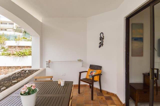 1 soveværelse Lejlighed til leje i San Bartolomé de Tirajana med swimmingpool - € 950 (Ref: 10129698)